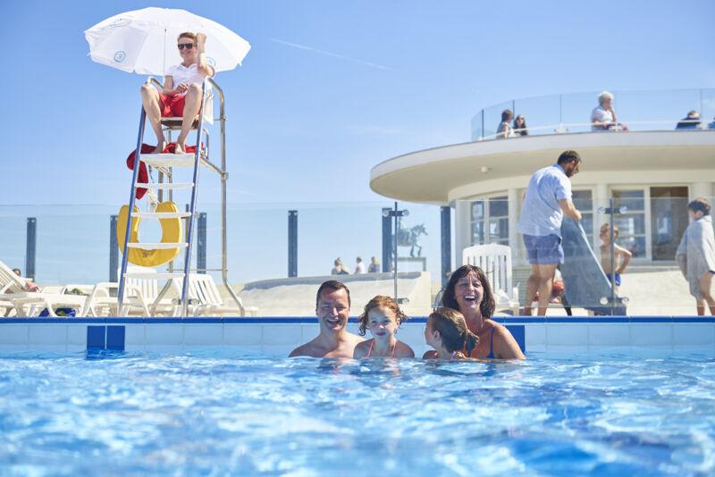 Strandbad Oostduinkerke