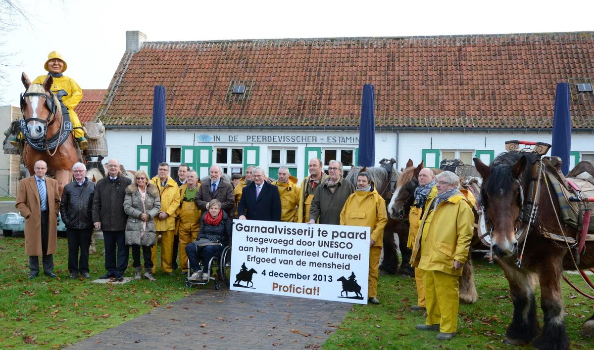 Een foto van onze paardenvissers uit 2013.