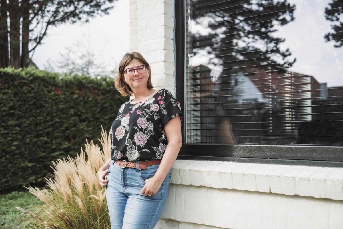 Vanaf nu tik je je adres in op www.huisartszoeker.be en zie je meteen welke praktijken nog nieuwe patiënten aannemen. Sofie Corteel, coördinator van de huisartsenkring en wachtpostmanager, legt uit hoe de nieuwe huisartszoeker werkt 
